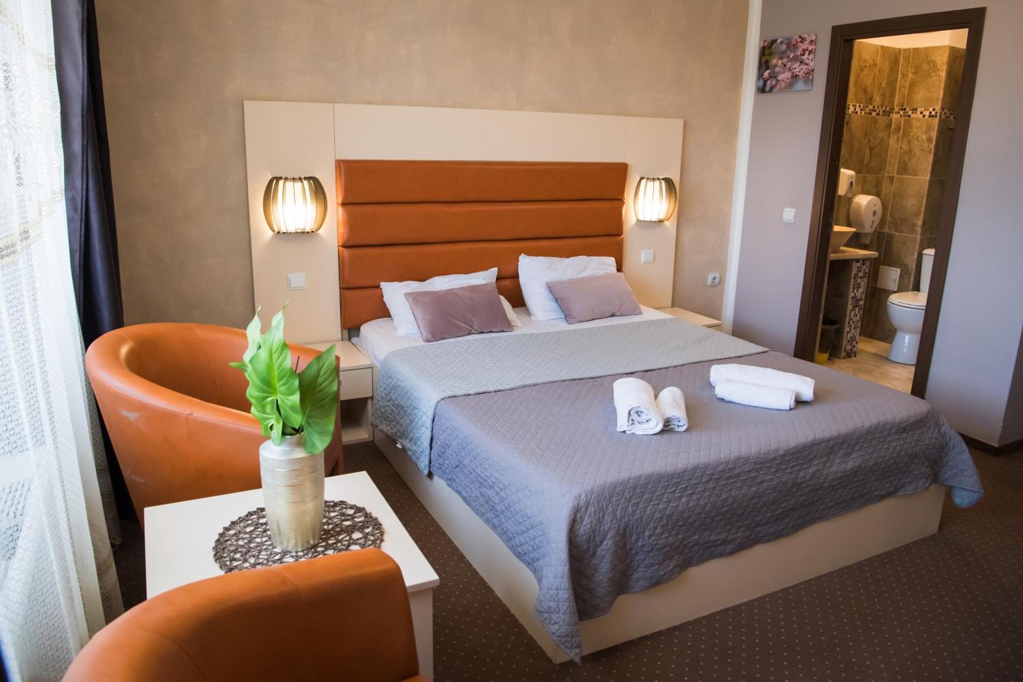 Mbi Travel Inn Craiova Ngoại thất bức ảnh