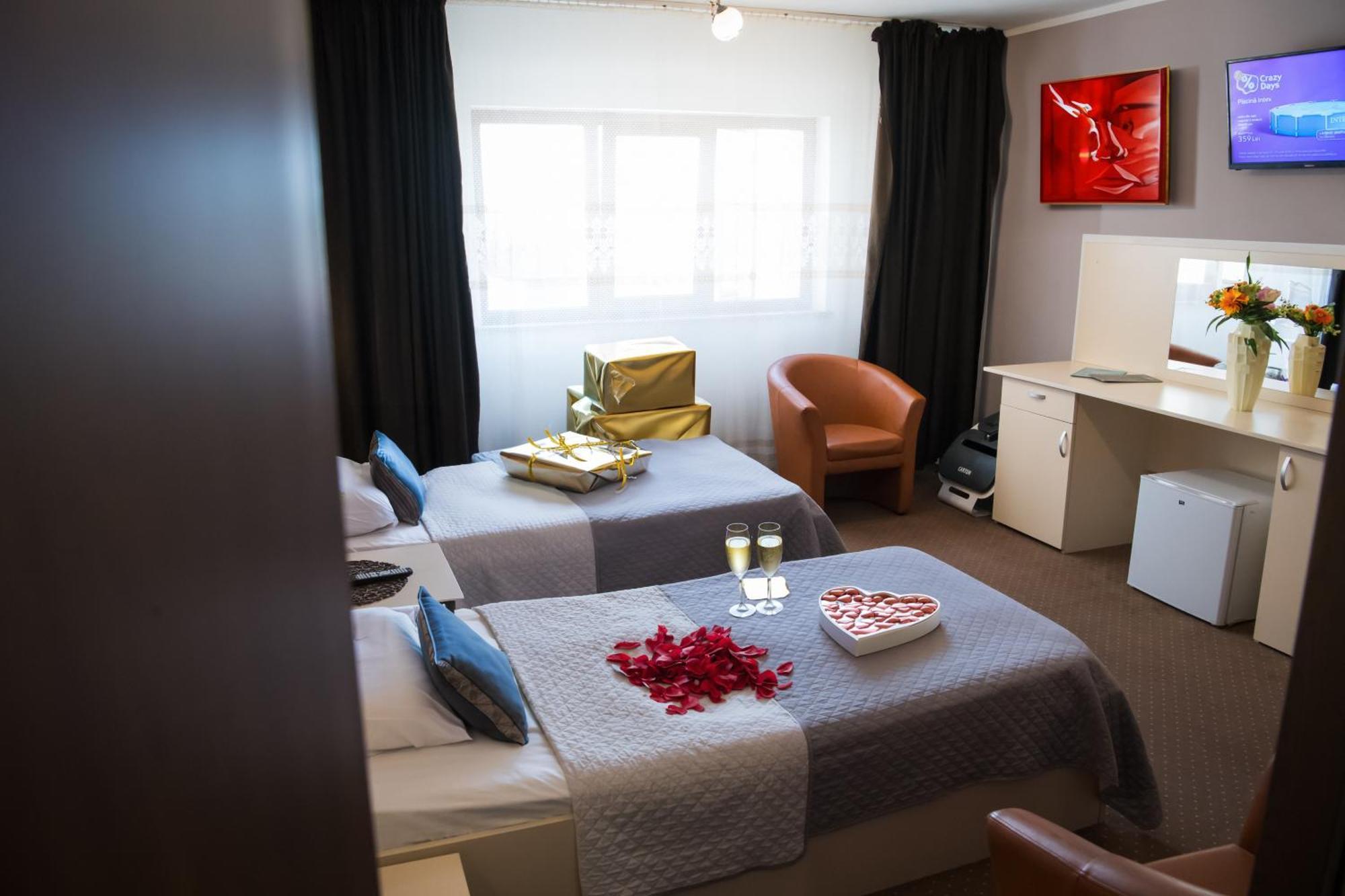 Mbi Travel Inn Craiova Ngoại thất bức ảnh